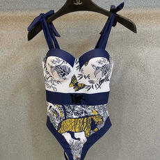 Dior两件套 泳衣➕纱裙 新款动画丛林泳衣😍🥰适合多种场景的游泳衣🏊♀️海边 游泳池 温泉 水上乐园 Dior两件套 泳衣➕纱裙 新款动画丛林泳衣😍🥰适合多种场景的游泳衣🏊♀️海边 游泳池 温泉 水上乐园