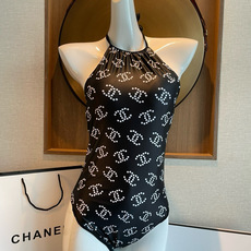 Chanel新款泳衣😍🥰适合多种场景的游泳衣🏊♀️海边 游泳池 温泉 水上乐园 漂流都可以😌内搭也完全 Chanel新款泳衣😍🥰适合多种场景的游泳衣🏊♀️海边 游泳池 温泉 水上乐园 漂流都可以😌内搭也完全