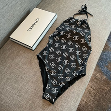 Chanel新款泳衣😍🥰适合多种场景的游泳衣🏊♀️海边 游泳池 温泉 水上乐园 漂流都可以😌内搭也完全 Chanel新款泳衣😍🥰适合多种场景的游泳衣🏊♀️海边 游泳池 温泉 水上乐园 漂流都可以😌内搭也完全