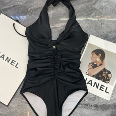 Chanel新款泳衣😍🥰适合多种场景的游泳衣🏊♀️海边 游泳池 温泉 水上乐园 漂流都可以😌内搭也完全 Chanel新款泳衣😍🥰适合多种场景的游泳衣🏊♀️海边 游泳池 温泉 水上乐园 漂流都可以😌内搭也完全