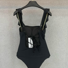 Chanel新款泳衣😍🥰适合多种场景的游泳衣🏊♀️海边 游泳池 温泉 水上乐园 漂流都可以😌内搭也完全 Chanel新款泳衣😍🥰适合多种场景的游泳衣🏊♀️海边 游泳池 温泉 水上乐园 漂流都可以😌内搭也完全