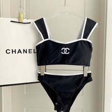 Chanel新款分体泳衣 时尚潮流款 😍🥰适合多种场景的游泳衣🏊♀️海边 游泳池 温泉 水上乐园 漂流 Chanel新款分体泳衣 时尚潮流款 😍🥰适合多种场景的游泳衣🏊♀️海边 游泳池 温泉 水上乐园 漂流