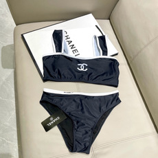 Chanel新款分体泳衣 时尚潮流款 😍🥰适合多种场景的游泳衣🏊♀️海边 游泳池 温泉 水上乐园 漂流 Chanel新款分体泳衣 时尚潮流款 😍🥰适合多种场景的游泳衣🏊♀️海边 游泳池 温泉 水上乐园 漂流
