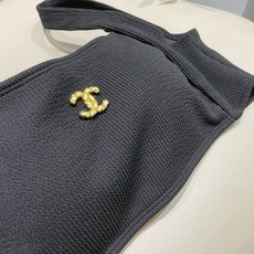 Chanel新款分体泳衣 时尚潮流款 😍🥰适合多种场景的游泳衣🏊♀️海边 游泳池 温泉 水上乐园 漂流 Chanel新款分体泳衣 时尚潮流款 😍🥰适合多种场景的游泳衣🏊♀️海边 游泳池 温泉 水上乐园 漂流