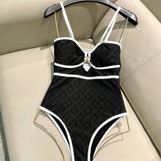 Chanel新款泳衣😍🥰适合多种场景的游泳衣🏊♀️海边 游泳池 温泉 水上乐园 漂流都可以😌内搭也完全 Chanel新款泳衣😍🥰适合多种场景的游泳衣🏊♀️海边 游泳池 温泉 水上乐园 漂流都可以😌内搭也完全
