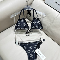 Chanel新款比基尼泳衣😍🥰适合多种场景的游泳衣🏊♀️海边 游泳池 温泉 水上乐园 漂流都可以😌内搭 Chanel新款比基尼泳衣😍🥰适合多种场景的游泳衣🏊♀️海边 游泳池 温泉 水上乐园 漂流都可以😌内搭
