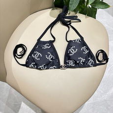 Chanel新款比基尼泳衣😍🥰适合多种场景的游泳衣🏊♀️海边 游泳池 温泉 水上乐园 漂流都可以😌内搭 Chanel新款比基尼泳衣😍🥰适合多种场景的游泳衣🏊♀️海边 游泳池 温泉 水上乐园 漂流都可以😌内搭