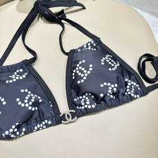Chanel新款比基尼泳衣😍🥰适合多种场景的游泳衣🏊♀️海边 游泳池 温泉 水上乐园 漂流都可以😌内搭 Chanel新款比基尼泳衣😍🥰适合多种场景的游泳衣🏊♀️海边 游泳池 温泉 水上乐园 漂流都可以😌内搭