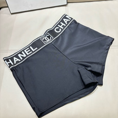 Chanel新款分体泳衣😍🥰适合多种场景的游泳衣🏊♀️海边 游泳池 温泉 水上乐园 漂流都可以😌内搭也 Chanel新款分体泳衣😍🥰适合多种场景的游泳衣🏊♀️海边 游泳池 温泉 水上乐园 漂流都可以😌内搭也