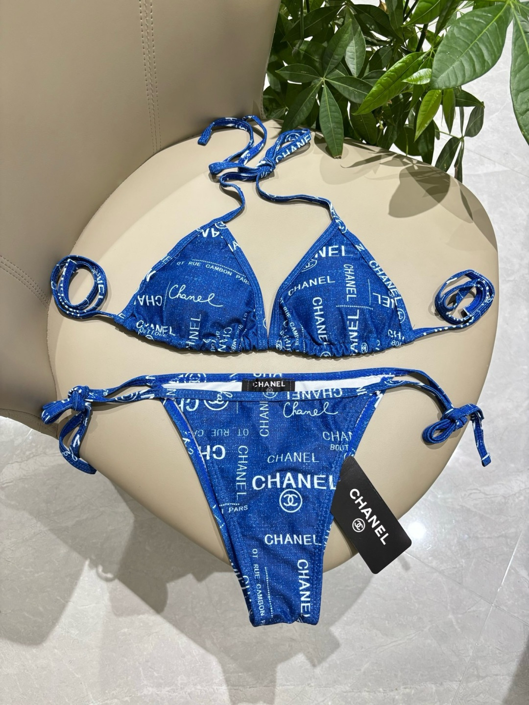 Chanel新款泳衣😍🥰适合多种场景的游泳衣🏊‍♀️海边 游泳池 温泉 水上乐园 漂流都可以😌内搭也完全