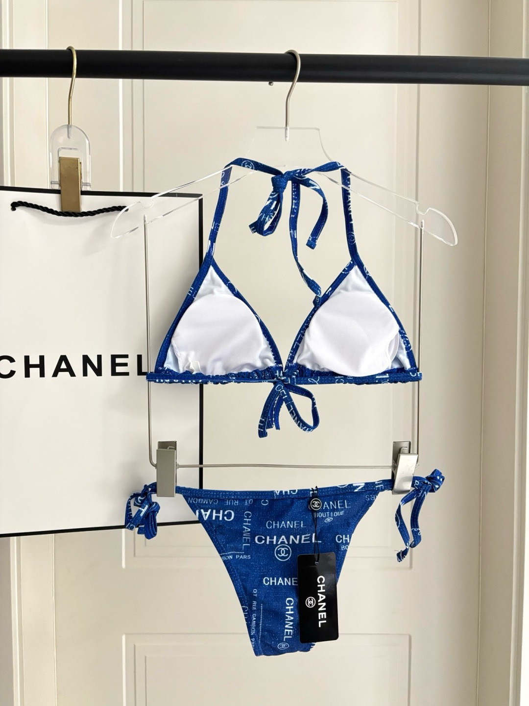 Chanel新款泳衣😍🥰适合多种场景的游泳衣🏊‍♀️海边 游泳池 温泉 水上乐园 漂流都可以😌内搭也完全