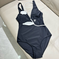 Chanel新款泳衣😍🥰适合多种场景的游泳衣🏊♀️海边 游泳池 温泉 水上乐园 漂流都可以😌内搭也完全 Chanel新款泳衣😍🥰适合多种场景的游泳衣🏊♀️海边 游泳池 温泉 水上乐园 漂流都可以😌内搭也完全