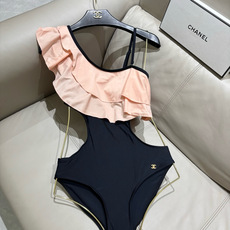 Chanel新款泳衣👙❤️😍🥰适合多种场景的游泳衣🏊♀️海边 游泳池 温泉 水上乐园 漂流都可以😌内搭 Chanel新款泳衣👙❤️😍🥰适合多种场景的游泳衣🏊♀️海边 游泳池 温泉 水上乐园 漂流都可以😌内搭