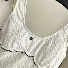 Chanel新款泳衣👙❤️😍🥰适合多种场景的游泳衣🏊♀️海边 游泳池 温泉 水上乐园 漂流都可以😌内搭 Chanel新款泳衣👙❤️😍🥰适合多种场景的游泳衣🏊♀️海边 游泳池 温泉 水上乐园 漂流都可以😌内搭