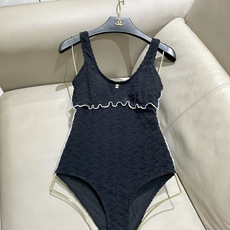 Chanel新款泳衣👙❤️😍🥰适合多种场景的游泳衣🏊♀️海边 游泳池 温泉 水上乐园 漂流都可以😌内搭 Chanel新款泳衣👙❤️😍🥰适合多种场景的游泳衣🏊♀️海边 游泳池 温泉 水上乐园 漂流都可以😌内搭