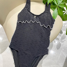 Chanel新款泳衣👙❤️😍🥰适合多种场景的游泳衣🏊♀️海边 游泳池 温泉 水上乐园 漂流都可以😌内搭 Chanel新款泳衣👙❤️😍🥰适合多种场景的游泳衣🏊♀️海边 游泳池 温泉 水上乐园 漂流都可以😌内搭