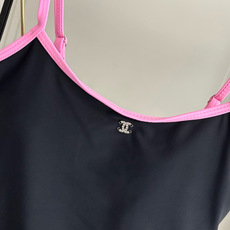 Chanel新款泳衣👙❤️😍🥰适合多种场景的游泳衣🏊♀️海边 游泳池 温泉 水上乐园 漂流都可以😌内搭 Chanel新款泳衣👙❤️😍🥰适合多种场景的游泳衣🏊♀️海边 游泳池 温泉 水上乐园 漂流都可以😌内搭