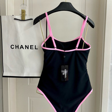 Chanel新款泳衣👙❤️😍🥰适合多种场景的游泳衣🏊♀️海边 游泳池 温泉 水上乐园 漂流都可以😌内搭 Chanel新款泳衣👙❤️😍🥰适合多种场景的游泳衣🏊♀️海边 游泳池 温泉 水上乐园 漂流都可以😌内搭