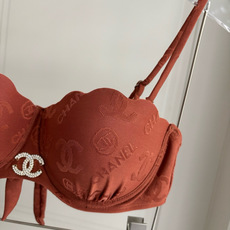 Chanel新款泳衣👙❤️😍🥰适合多种场景的游泳衣🏊♀️海边 游泳池 温泉 水上乐园 漂流都可以😌内搭 Chanel新款泳衣👙❤️😍🥰适合多种场景的游泳衣🏊♀️海边 游泳池 温泉 水上乐园 漂流都可以😌内搭