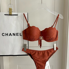 Chanel新款泳衣👙❤️😍🥰适合多种场景的游泳衣🏊♀️海边 游泳池 温泉 水上乐园 漂流都可以😌内搭 Chanel新款泳衣👙❤️😍🥰适合多种场景的游泳衣🏊♀️海边 游泳池 温泉 水上乐园 漂流都可以😌内搭