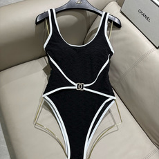 Chanel新款泳衣👙❤️😍🥰适合多种场景的游泳衣🏊♀️海边 游泳池 温泉 水上乐园 漂流都可以😌内搭 Chanel新款泳衣👙❤️😍🥰适合多种场景的游泳衣🏊♀️海边 游泳池 温泉 水上乐园 漂流都可以😌内搭