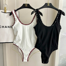 Chanel新款泳衣😍🥰适合多种场景的游泳衣🏊♀️海边 游泳池 温泉 水上乐园 漂流都可以😌内搭也完全 Chanel新款泳衣😍🥰适合多种场景的游泳衣🏊♀️海边 游泳池 温泉 水上乐园 漂流都可以😌内搭也完全