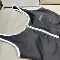 Chanel新款泳衣😍🥰适合多种场景的游泳衣🏊♀️海边 游泳池 温泉 水上乐园 漂流都可以😌内搭也完全 Chanel新款泳衣😍🥰适合多种场景的游泳衣🏊♀️海边 游泳池 温泉 水上乐园 漂流都可以😌内搭也完全