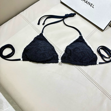 Chanel泳衣😍🥰适合多种场景的游泳衣🏊♀️海边 游泳池 温泉 水上乐园 漂流都可以😌内搭也完全可以 Chanel泳衣😍🥰适合多种场景的游泳衣🏊♀️海边 游泳池 温泉 水上乐园 漂流都可以😌内搭也完全可以