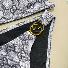 Gucci新款比基尼😍🥰适合多种场景的游泳衣🏊♀️海边 游泳池 温泉 水上乐园 漂流都可以😌内搭也完全 Gucci新款比基尼😍🥰适合多种场景的游泳衣🏊♀️海边 游泳池 温泉 水上乐园 漂流都可以😌内搭也完全