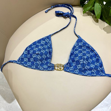 Gucci新款比基尼😍🥰适合多种场景的游泳衣🏊♀️海边 游泳池 温泉 水上乐园 漂流都可以😌内搭也完全 Gucci新款比基尼😍🥰适合多种场景的游泳衣🏊♀️海边 游泳池 温泉 水上乐园 漂流都可以😌内搭也完全
