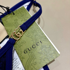 Gucci新款比基尼😍🥰适合多种场景的游泳衣🏊♀️海边 游泳池 温泉 水上乐园 漂流都可以😌内搭也完全 Gucci新款比基尼😍🥰适合多种场景的游泳衣🏊♀️海边 游泳池 温泉 水上乐园 漂流都可以😌内搭也完全