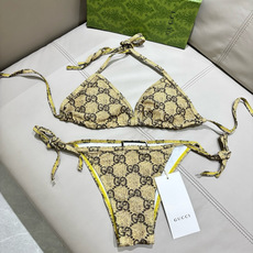 Gucci古奇新款比基尼泳衣👙❤️😍🥰适合多种场景的游泳衣🏊♀️海边 游泳池 温泉 水上乐园 漂流都可 Gucci古奇新款比基尼泳衣👙❤️😍🥰适合多种场景的游泳衣🏊♀️海边 游泳池 温泉 水上乐园 漂流都可