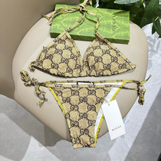 Gucci古奇新款比基尼泳衣👙❤️😍🥰适合多种场景的游泳衣🏊♀️海边 游泳池 温泉 水上乐园 漂流都可 Gucci古奇新款比基尼泳衣👙❤️😍🥰适合多种场景的游泳衣🏊♀️海边 游泳池 温泉 水上乐园 漂流都可