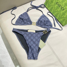 Gucci古奇新款比基尼泳衣👙❤️😍🥰适合多种场景的游泳衣🏊♀️海边 游泳池 温泉 水上乐园 漂流都可 Gucci古奇新款比基尼泳衣👙❤️😍🥰适合多种场景的游泳衣🏊♀️海边 游泳池 温泉 水上乐园 漂流都可