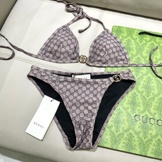Gucci古奇新款比基尼泳衣👙❤️😍🥰适合多种场景的游泳衣🏊♀️海边 游泳池 温泉 水上乐园 漂流都可 Gucci古奇新款比基尼泳衣👙❤️😍🥰适合多种场景的游泳衣🏊♀️海边 游泳池 温泉 水上乐园 漂流都可