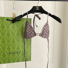 Gucci古奇新款比基尼泳衣👙❤️😍🥰适合多种场景的游泳衣🏊♀️海边 游泳池 温泉 水上乐园 漂流都可 Gucci古奇新款比基尼泳衣👙❤️😍🥰适合多种场景的游泳衣🏊♀️海边 游泳池 温泉 水上乐园 漂流都可