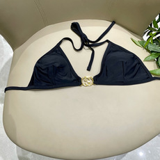Gucci古奇新款比基尼泳衣👙❤️😍🥰适合多种场景的游泳衣🏊♀️海边 游泳池 温泉 水上乐园 漂流都可 Gucci古奇新款比基尼泳衣👙❤️😍🥰适合多种场景的游泳衣🏊♀️海边 游泳池 温泉 水上乐园 漂流都可