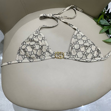 Gucci古奇新款比基尼泳衣👙❤️😍🥰适合多种场景的游泳衣🏊♀️海边 游泳池 温泉 水上乐园 漂流都可 Gucci古奇新款比基尼泳衣👙❤️😍🥰适合多种场景的游泳衣🏊♀️海边 游泳池 温泉 水上乐园 漂流都可