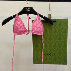 Gucci古奇新款比基尼泳衣👙❤️😍🥰适合多种场景的游泳衣🏊♀️海边 游泳池 温泉 水上乐园 漂流都可 Gucci古奇新款比基尼泳衣👙❤️😍🥰适合多种场景的游泳衣🏊♀️海边 游泳池 温泉 水上乐园 漂流都可