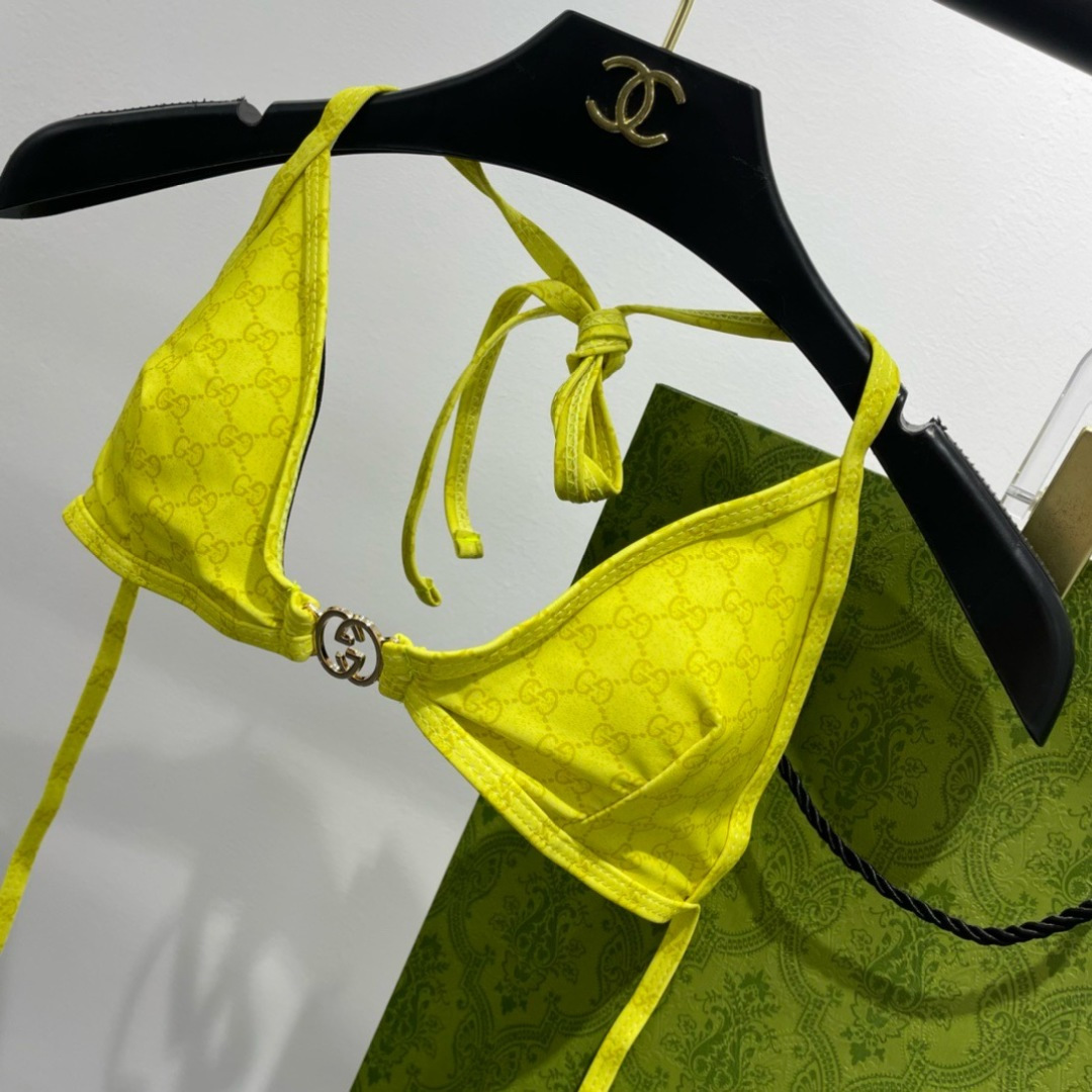 Gucci古奇新款比基尼泳衣👙❤️😍🥰适合多种场景的游泳衣🏊‍♀️海边 游泳池 温泉 水上乐园 漂流都可