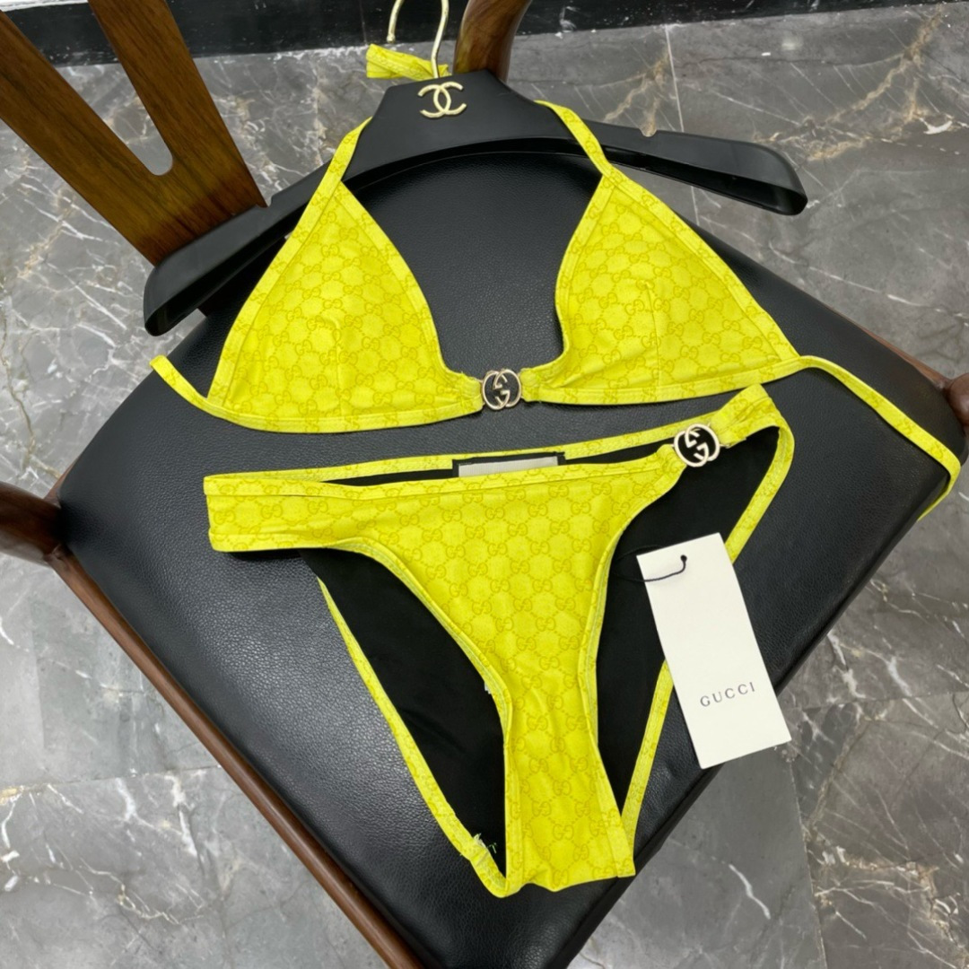 Gucci古奇新款比基尼泳衣👙❤️😍🥰适合多种场景的游泳衣🏊‍♀️海边 游泳池 温泉 水上乐园 漂流都可