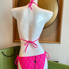 Gucci古奇新款比基尼泳衣👙❤️😍🥰适合多种场景的游泳衣🏊♀️海边 游泳池 温泉 水上乐园 漂流都可 Gucci古奇新款比基尼泳衣👙❤️😍🥰适合多种场景的游泳衣🏊♀️海边 游泳池 温泉 水上乐园 漂流都可