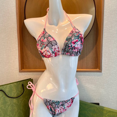 Gucci古奇新款比基尼泳衣👙❤️😍🥰适合多种场景的游泳衣🏊♀️海边 游泳池 温泉 水上乐园 漂流都可 Gucci古奇新款比基尼泳衣👙❤️😍🥰适合多种场景的游泳衣🏊♀️海边 游泳池 温泉 水上乐园 漂流都可
