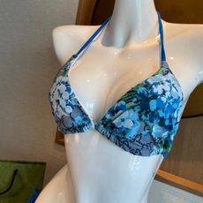 Gucci古奇新款比基尼泳衣👙❤️😍🥰适合多种场景的游泳衣🏊♀️海边 游泳池 温泉 水上乐园 漂流都可 Gucci古奇新款比基尼泳衣👙❤️😍🥰适合多种场景的游泳衣🏊♀️海边 游泳池 温泉 水上乐园 漂流都可