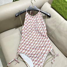 Gucci古奇新款泳衣👙❤️😍🥰适合多种场景的游泳衣🏊♀️海边 游泳池 温泉 水上乐园 漂流都可以😌内 Gucci古奇新款泳衣👙❤️😍🥰适合多种场景的游泳衣🏊♀️海边 游泳池 温泉 水上乐园 漂流都可以😌内