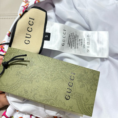 Gucci古奇新款泳衣👙❤️😍🥰适合多种场景的游泳衣🏊♀️海边 游泳池 温泉 水上乐园 漂流都可以😌内 Gucci古奇新款泳衣👙❤️😍🥰适合多种场景的游泳衣🏊♀️海边 游泳池 温泉 水上乐园 漂流都可以😌内