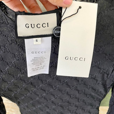 Gucci古奇新款长袖泳衣👙❤️😍🥰适合多种场景的游泳衣🏊♀️海边 游泳池 温泉 水上乐园 漂流都可以 Gucci古奇新款长袖泳衣👙❤️😍🥰适合多种场景的游泳衣🏊♀️海边 游泳池 温泉 水上乐园 漂流都可以