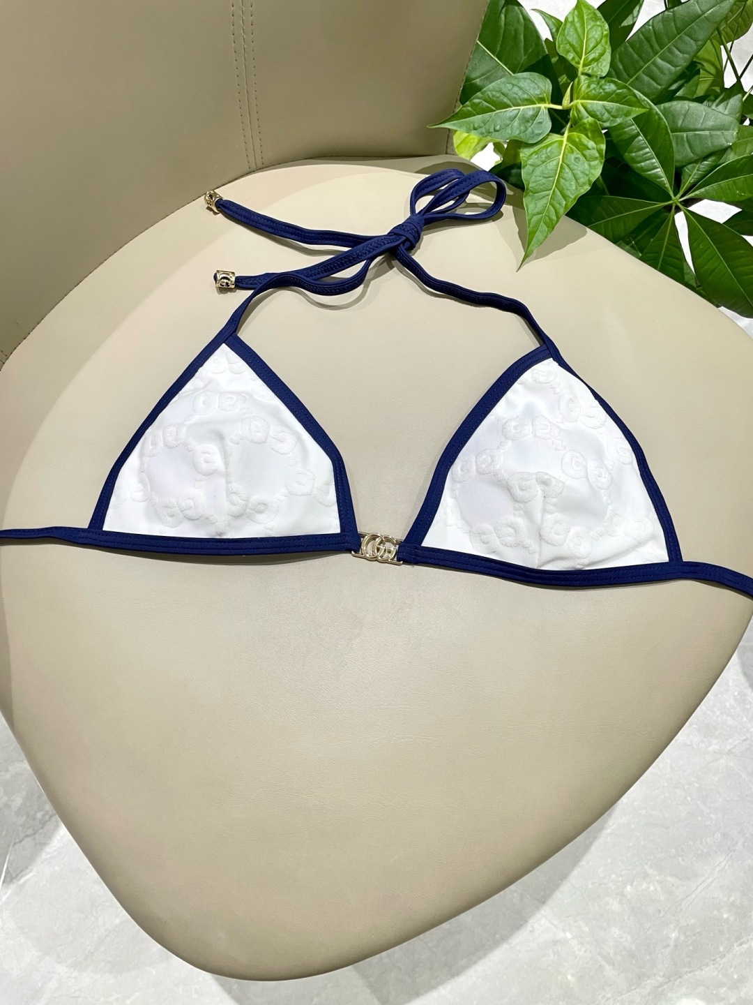 Gucci古奇新款泳衣👙❤️😍🥰适合多种场景的游泳衣🏊‍♀️海边 游泳池 温泉 水上乐园 漂流都可以😌内