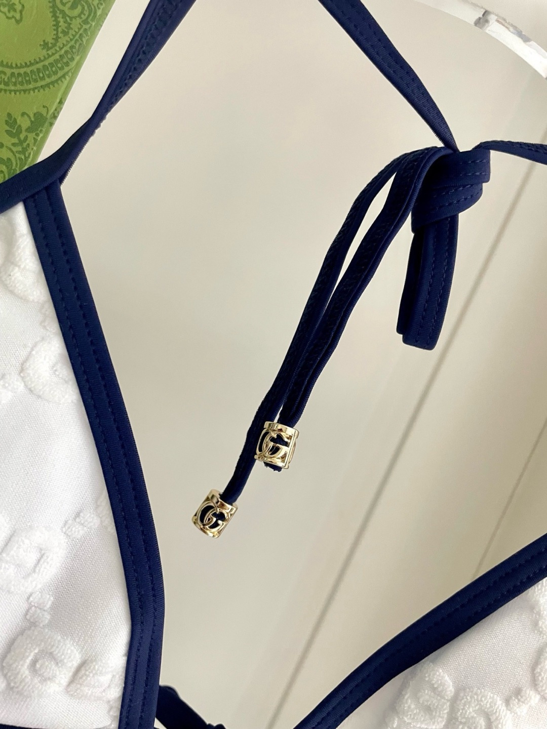 Gucci古奇新款泳衣👙❤️😍🥰适合多种场景的游泳衣🏊‍♀️海边 游泳池 温泉 水上乐园 漂流都可以😌内