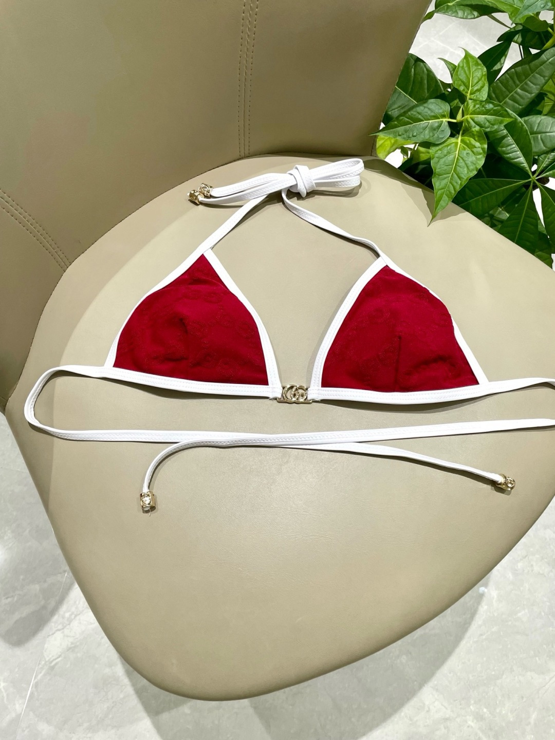 Gucci古奇新款泳衣👙❤️😍🥰适合多种场景的游泳衣🏊‍♀️海边 游泳池 温泉 水上乐园 漂流都可以😌内
